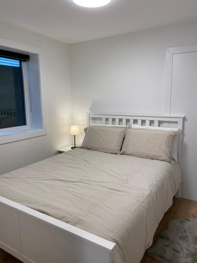 Wecare Guest Suite Burnaby Exterior photo